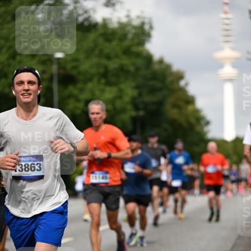 29.06.2025 - hella hamburg halbmarathon Dr. Thomas Lammeyer http://msf.ph/oto/8172318 29.06.2025 10:09:49 Kennedybrücke 2288, 3461, 4014, 4220, 4782, 4868, 5073, 5762, 7138, 7302, 8727, 8894, 9075, 9339, 9361, 9477, 9559, 9736, 9737, 9738, 10343, 10791, 10998 meine-sportfotos.de
