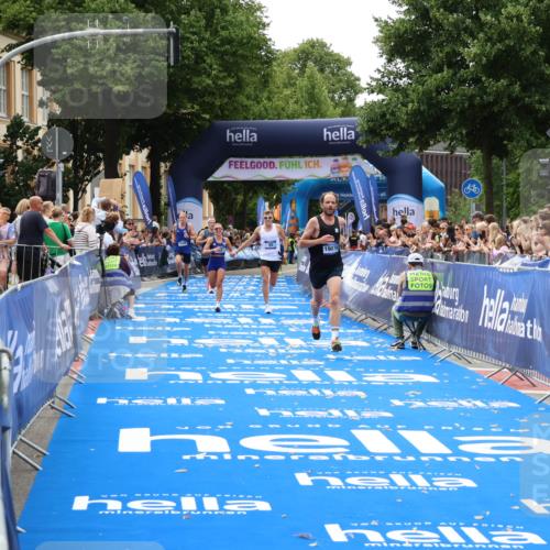 29.06.2025 - hella hamburg halbmarathon Zöllner http://msf.ph/oto/8172340 29.06.2025 10:23:28 Ziel 35, 52, 9385, 17771, 19078 meine-sportfotos.de