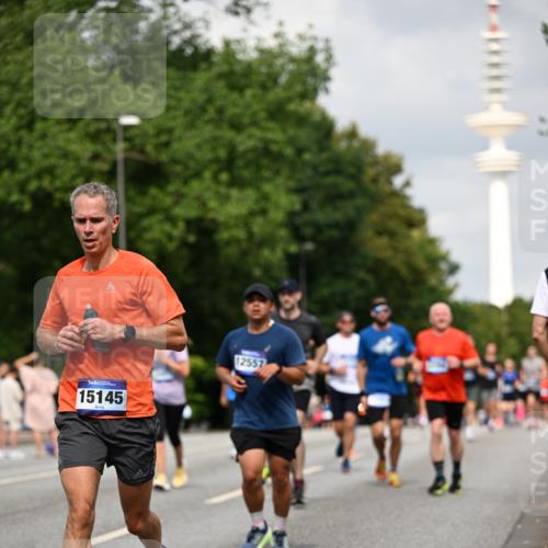 29.06.2025 - hella hamburg halbmarathon Dr. Thomas Lammeyer http://msf.ph/oto/8172414 29.06.2025 10:09:49 Kennedybrücke 2288, 3461, 4014, 4220, 4782, 4868, 5073, 5762, 7138, 7302, 8727, 8894, 9075, 9339, 9361, 9477, 9559, 9736, 9737, 9738, 10343, 10791, 10998 meine-sportfotos.de