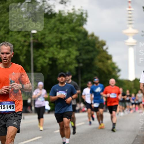 29.06.2025 - hella hamburg halbmarathon Dr. Thomas Lammeyer http://msf.ph/oto/8172445 29.06.2025 10:09:50 Kennedybrücke 1229, 1842, 2288, 3461, 4014, 4220, 4782, 4868, 5073, 5762, 7138, 7302, 8049, 8727, 8894, 9339, 9361, 9477, 9559, 9736, 9737, 9738, 10343, 10791, 10998 meine-sportfotos.de
