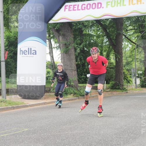 29.06.2025 - hella hamburg halbmarathon KatJ http://msf.ph/oto/8172645 29.06.2025 09:19:12 Zwischen KM18-KM19  meine-sportfotos.de