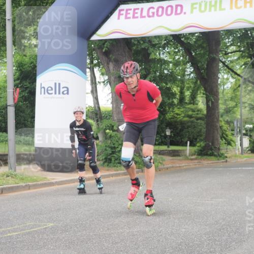 29.06.2025 - hella hamburg halbmarathon KatJ http://msf.ph/oto/8172709 29.06.2025 09:19:13 Zwischen KM18-KM19  meine-sportfotos.de