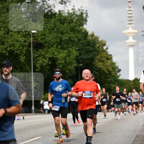 29.06.2025 - hella hamburg halbmarathon Dr. Thomas Lammeyer http://msf.ph/oto/8172810 29.06.2025 10:09:52 Kennedybrücke 1229, 1842, 2288, 3461, 4014, 4220, 4782, 4868, 5073, 5762, 7138, 7302, 8049, 8727, 8894, 9339, 9361, 9477, 9736, 9737, 9738, 9917, 10343, 10791, 10998 meine-sportfotos.de