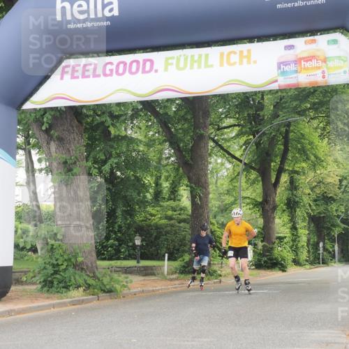 29.06.2025 - hella hamburg halbmarathon KatJ http://msf.ph/oto/8172821 29.06.2025 09:20:03 Zwischen KM18-KM19  meine-sportfotos.de