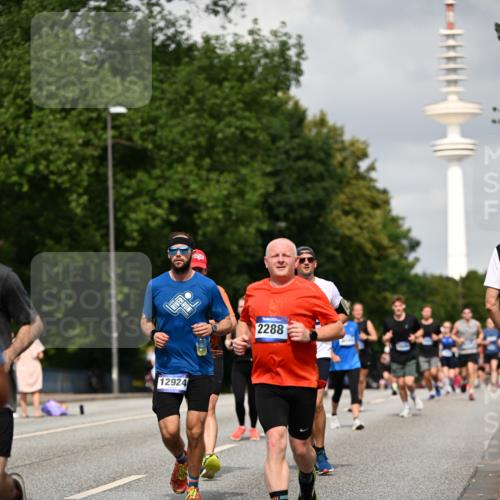 29.06.2025 - hella hamburg halbmarathon Dr. Thomas Lammeyer http://msf.ph/oto/8172908 29.06.2025 10:09:53 Kennedybrücke 1229, 1842, 2288, 3461, 4014, 4220, 4782, 4868, 5073, 5762, 7138, 7302, 8049, 8727, 8894, 9339, 9361, 9477, 9736, 9737, 9738, 9917, 10343, 10791, 10998 meine-sportfotos.de