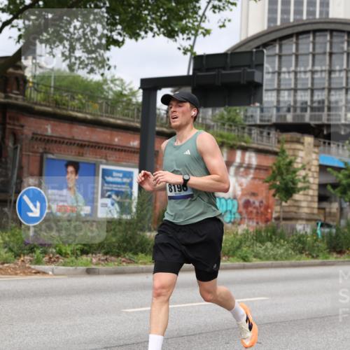 29.06.2025 - hella hamburg halbmarathon Yannick Fuchs http://msf.ph/oto/8172993 29.06.2025 10:25:16 20KM 2689, 3189, 5308, 8190, 8323, 9634, 10173, 10270, 12049, 12691, 15253, 15507, 16713, 17768 meine-sportfotos.de