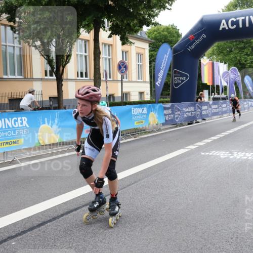 29.06.2025 - hella hamburg halbmarathon Strokosch-Dieckow http://msf.ph/oto/8173024 29.06.2025 09:13:55 Ziel 20173, 20466 meine-sportfotos.de
