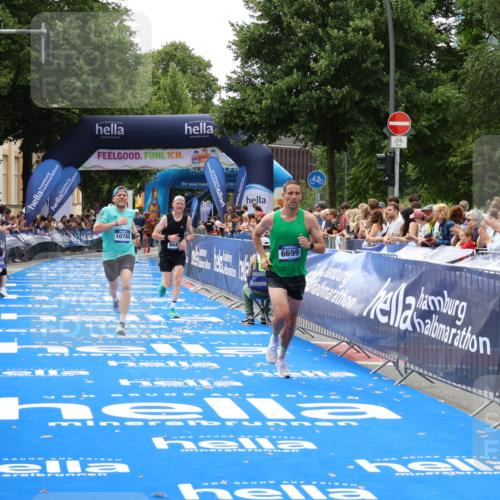 29.06.2025 - hella hamburg halbmarathon Zöllner http://msf.ph/oto/8173086 29.06.2025 10:23:53 Ziel 6699, 7963, 9447, 10780, 12360 meine-sportfotos.de