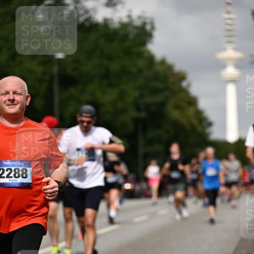 29.06.2025 - hella hamburg halbmarathon Dr. Thomas Lammeyer http://msf.ph/oto/8173098 29.06.2025 10:09:55 Kennedybrücke 1229, 1842, 2288, 3461, 4782, 4868, 5073, 5762, 7138, 7302, 8049, 8727, 8894, 8909, 9339, 9361, 9477, 9736, 9737, 9738, 9917, 10343, 10791, 10998 meine-sportfotos.de