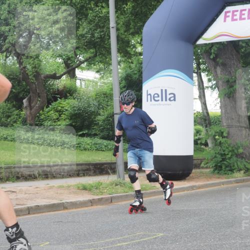 29.06.2025 - hella hamburg halbmarathon KatJ http://msf.ph/oto/8173115 29.06.2025 09:20:06 Zwischen KM18-KM19  meine-sportfotos.de