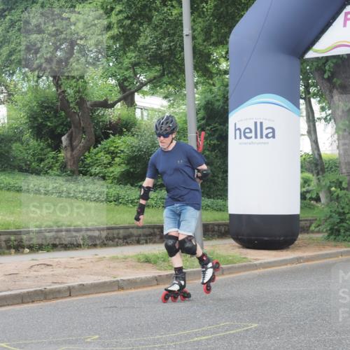 29.06.2025 - hella hamburg halbmarathon KatJ http://msf.ph/oto/8173132 29.06.2025 09:20:06 Zwischen KM18-KM19  meine-sportfotos.de