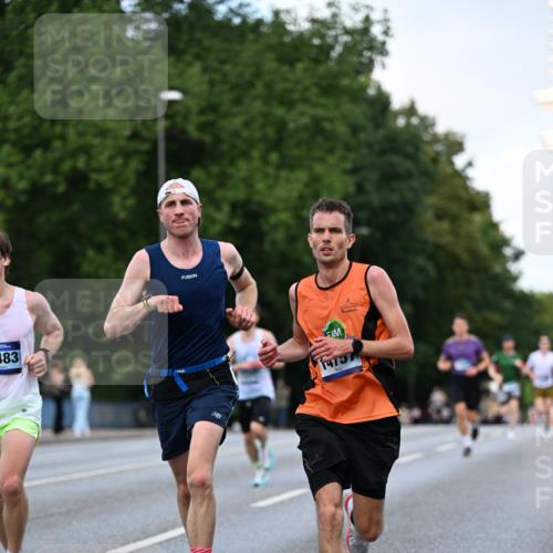 29.06.2025 - hella hamburg halbmarathon Dr. Thomas Lammeyer http://msf.ph/oto/8173182 29.06.2025 09:46:26 Kennedybrücke 1271, 6090, 7380, 9097, 9565, 9767, 10867 meine-sportfotos.de