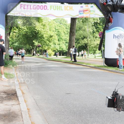 29.06.2025 - hella hamburg halbmarathon MichiJ http://msf.ph/oto/8173204 29.06.2025 10:15:32 Zwischen KM18-KM19 1271, 11994 meine-sportfotos.de