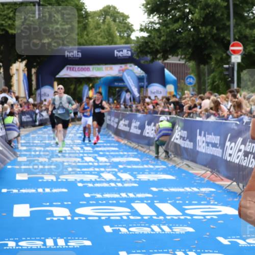29.06.2025 - hella hamburg halbmarathon Zöllner http://msf.ph/oto/8173213 29.06.2025 10:36:56 Ziel 3959, 5307, 7310, 11620, 13141, 14691, 15939, 18384 meine-sportfotos.de