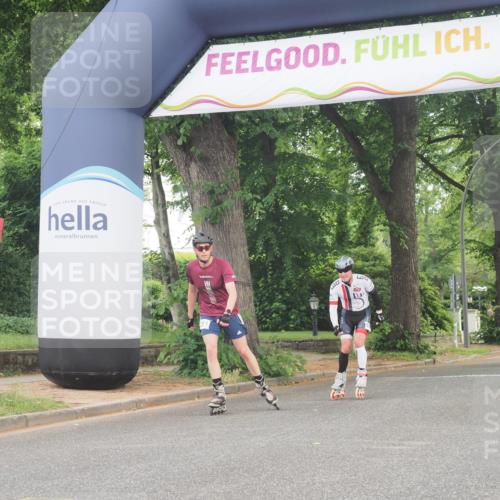 29.06.2025 - hella hamburg halbmarathon KatJ http://msf.ph/oto/8173443 29.06.2025 09:20:19 Zwischen KM18-KM19  meine-sportfotos.de