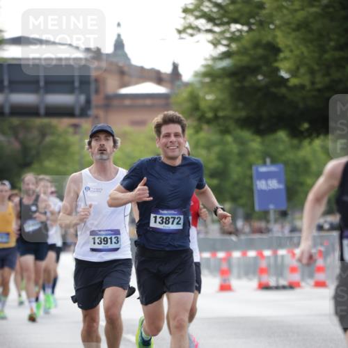 29.06.2025 - hella hamburg halbmarathon Jannik Wohlers http://msf.ph/oto/8173470 29.06.2025 09:42:09 Lombardsbrücke 2618, 10468, 11078, 13872, 13913, 14113, 15253, 16615, 18569 meine-sportfotos.de