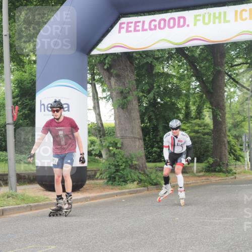 29.06.2025 - hella hamburg halbmarathon KatJ http://msf.ph/oto/8173543 29.06.2025 09:20:19 Zwischen KM18-KM19  meine-sportfotos.de