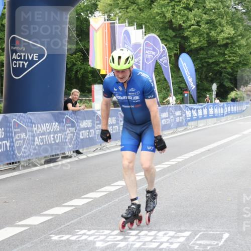 29.06.2025 - hella hamburg halbmarathon Strokosch-Dieckow http://msf.ph/oto/8173607 29.06.2025 09:15:19 Ziel 20237 meine-sportfotos.de