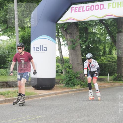 29.06.2025 - hella hamburg halbmarathon KatJ http://msf.ph/oto/8173623 29.06.2025 09:20:20 Zwischen KM18-KM19  meine-sportfotos.de
