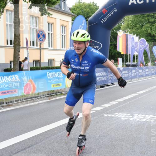 29.06.2025 - hella hamburg halbmarathon Strokosch-Dieckow http://msf.ph/oto/8173634 29.06.2025 09:15:19 Ziel 20237 meine-sportfotos.de