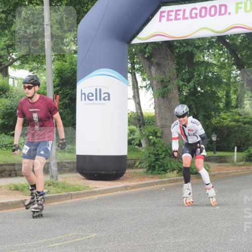 29.06.2025 - hella hamburg halbmarathon KatJ http://msf.ph/oto/8173663 29.06.2025 09:20:20 Zwischen KM18-KM19  meine-sportfotos.de