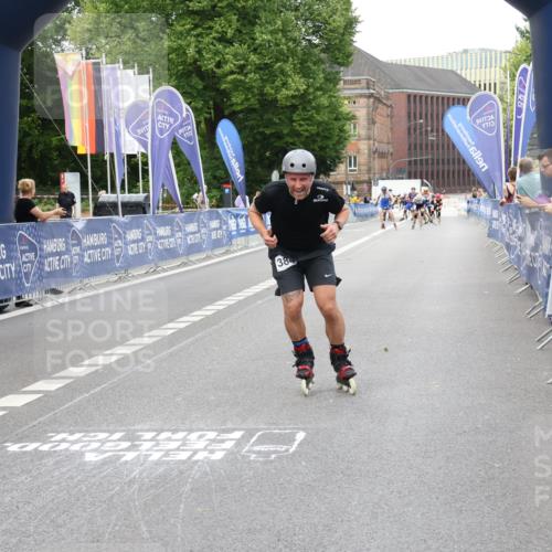 29.06.2025 - hella hamburg halbmarathon Strokosch-Dieckow http://msf.ph/oto/8173721 29.06.2025 09:15:53 Ziel 20057, 20122, 20131, 20142, 20182, 20224, 20238, 20269, 20371, 20384, 20389, 20427, 20456, 20492 meine-sportfotos.de
