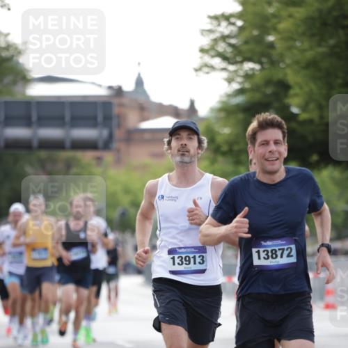 29.06.2025 - hella hamburg halbmarathon Jannik Wohlers http://msf.ph/oto/8173759 29.06.2025 09:42:10 Lombardsbrücke 2618, 10468, 11078, 13872, 13913, 14113, 15253, 16615 meine-sportfotos.de