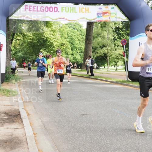 29.06.2025 - hella hamburg halbmarathon MichiJ http://msf.ph/oto/8173801 29.06.2025 10:15:42 Zwischen KM18-KM19 4338, 8376, 9767, 11228, 17003 meine-sportfotos.de