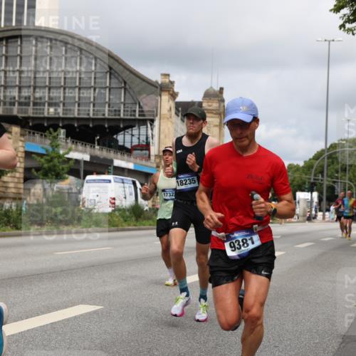 29.06.2025 - hella hamburg halbmarathon Yannick Fuchs http://msf.ph/oto/8173825 29.06.2025 10:25:48 20KM 2460, 2851, 3379, 3845, 5826, 7055, 7481, 7880, 8318, 9381, 11413, 13754, 16508, 17322, 18177, 18235, 18871 meine-sportfotos.de