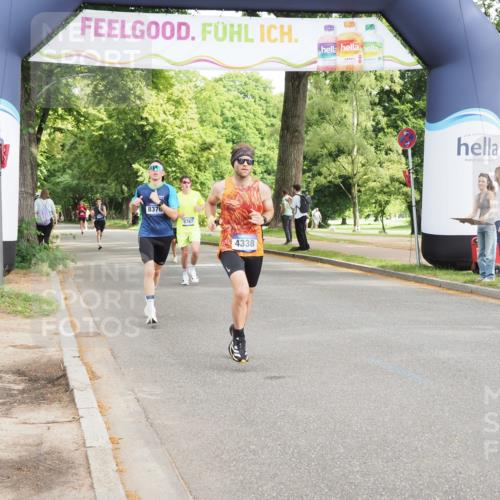 29.06.2025 - hella hamburg halbmarathon MichiJ http://msf.ph/oto/8173973 29.06.2025 10:15:43 Zwischen KM18-KM19 4338, 8376, 9767, 10468, 11228, 17003 meine-sportfotos.de