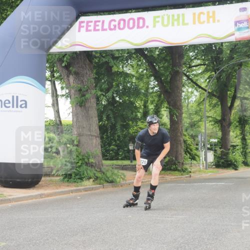 29.06.2025 - hella hamburg halbmarathon KatJ http://msf.ph/oto/8174038 29.06.2025 09:20:32 Zwischen KM18-KM19  meine-sportfotos.de