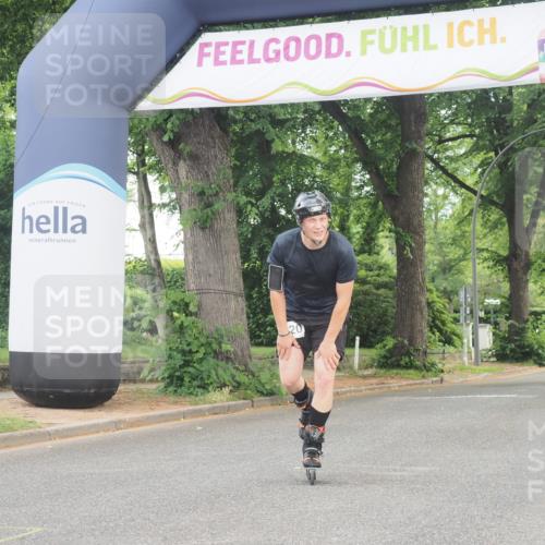 29.06.2025 - hella hamburg halbmarathon KatJ http://msf.ph/oto/8174169 29.06.2025 09:20:32 Zwischen KM18-KM19  meine-sportfotos.de