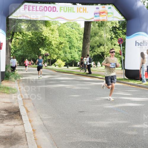 29.06.2025 - hella hamburg halbmarathon MichiJ http://msf.ph/oto/8174453 29.06.2025 10:15:46 Zwischen KM18-KM19 2483, 4338, 8376, 9767, 10468, 11228 meine-sportfotos.de