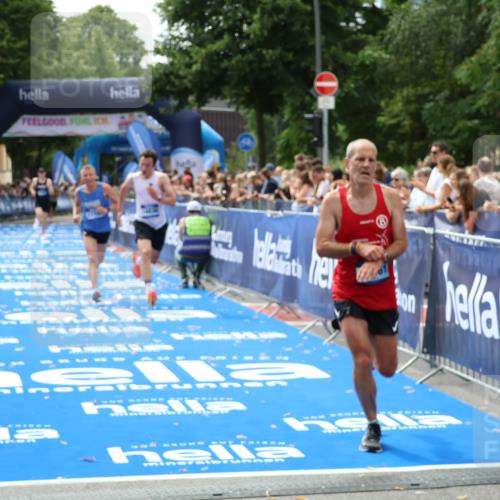 29.06.2025 - hella hamburg halbmarathon Zöllner http://msf.ph/oto/8174560 29.06.2025 10:24:59 Ziel 10867, 14836, 16361, 17752 meine-sportfotos.de