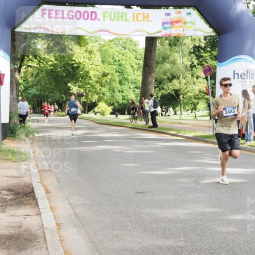 29.06.2025 - hella hamburg halbmarathon MichiJ http://msf.ph/oto/8174582 29.06.2025 10:15:46 Zwischen KM18-KM19 2483, 4338, 8376, 9767, 10468, 11228 meine-sportfotos.de