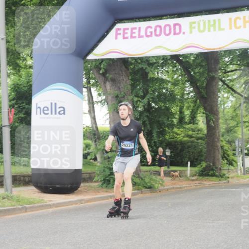29.06.2025 - hella hamburg halbmarathon KatJ http://msf.ph/oto/8174694 29.06.2025 09:20:39 Zwischen KM18-KM19  meine-sportfotos.de