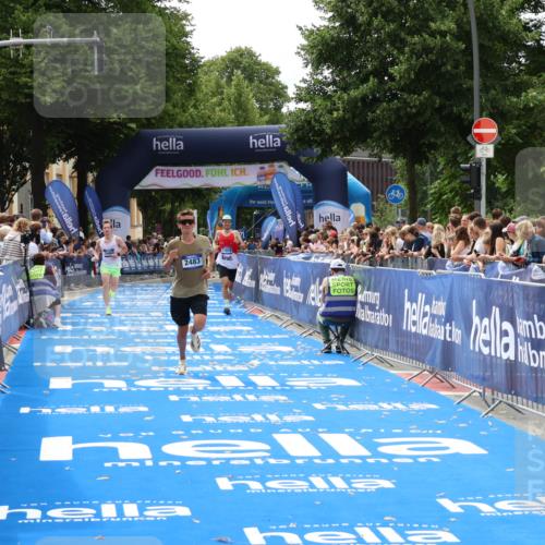 29.06.2025 - hella hamburg halbmarathon Zöllner http://msf.ph/oto/8174758 29.06.2025 10:25:07 Ziel 2483, 11078, 15483 meine-sportfotos.de