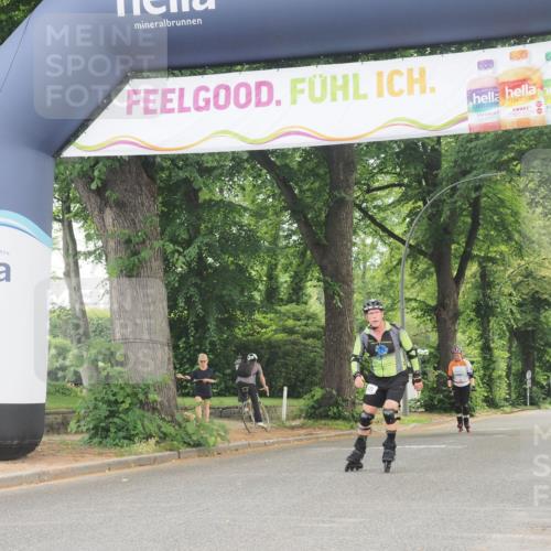 29.06.2025 - hella hamburg halbmarathon KatJ http://msf.ph/oto/8174838 29.06.2025 09:20:41 Zwischen KM18-KM19  meine-sportfotos.de