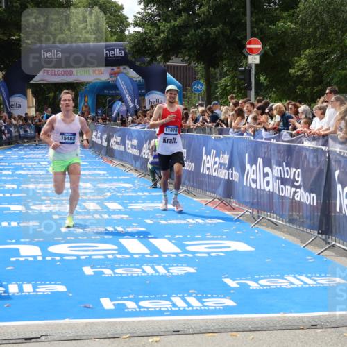 29.06.2025 - hella hamburg halbmarathon Zöllner http://msf.ph/oto/8174880 29.06.2025 10:25:10 Ziel 8376, 11078, 13913, 15483 meine-sportfotos.de