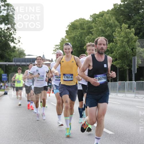 29.06.2025 - hella hamburg halbmarathon Jannik Wohlers http://msf.ph/oto/8174908 29.06.2025 09:42:16 Lombardsbrücke 5612, 7331, 7855, 9269, 10468, 11078, 11228, 12360, 13872, 13913, 14753, 14836, 16615, 17614, 19041, 19042, 19050, 19078 meine-sportfotos.de