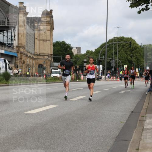 29.06.2025 - hella hamburg halbmarathon Yannick Fuchs http://msf.ph/oto/8175074 29.06.2025 10:26:47 20KM 1686, 3935, 3955, 4129, 4698, 5187, 5660, 6619, 7272, 7793, 11199, 13606, 13617, 18102 meine-sportfotos.de
