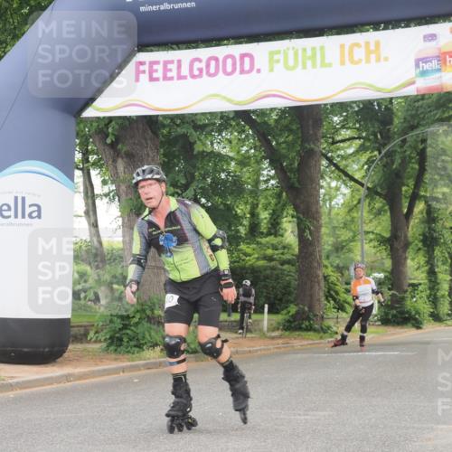 29.06.2025 - hella hamburg halbmarathon KatJ http://msf.ph/oto/8175093 29.06.2025 09:20:42 Zwischen KM18-KM19  meine-sportfotos.de