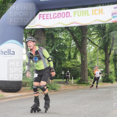 29.06.2025 - hella hamburg halbmarathon KatJ http://msf.ph/oto/8175133 29.06.2025 09:20:42 Zwischen KM18-KM19  meine-sportfotos.de