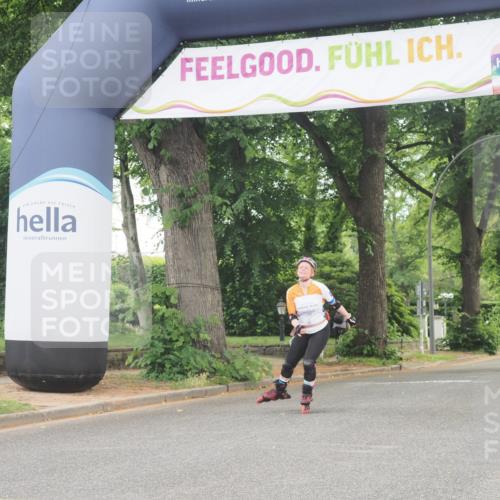 29.06.2025 - hella hamburg halbmarathon KatJ http://msf.ph/oto/8175182 29.06.2025 09:20:43 Zwischen KM18-KM19  meine-sportfotos.de