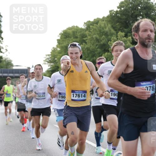 29.06.2025 - hella hamburg halbmarathon Jannik Wohlers http://msf.ph/oto/8175305 29.06.2025 09:42:16 Lombardsbrücke 5612, 7331, 7855, 9269, 10468, 11078, 11228, 12360, 13872, 13913, 14753, 14836, 16615, 17614, 19041, 19042, 19050, 19078 meine-sportfotos.de