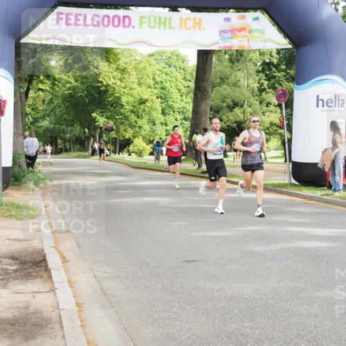 29.06.2025 - hella hamburg halbmarathon MichiJ http://msf.ph/oto/8175334 29.06.2025 10:15:59 Zwischen KM18-KM19 13346, 13780 meine-sportfotos.de