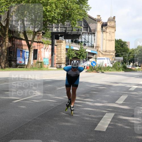 29.06.2025 - hella hamburg halbmarathon Yannick Fuchs http://msf.ph/oto/8175444 29.06.2025 09:07:19 20KM  meine-sportfotos.de