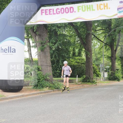 29.06.2025 - hella hamburg halbmarathon KatJ http://msf.ph/oto/8175521 29.06.2025 09:20:58 Zwischen KM18-KM19  meine-sportfotos.de