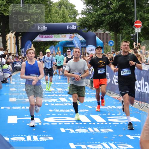 29.06.2025 - hella hamburg halbmarathon Zöllner http://msf.ph/oto/8175621 29.06.2025 10:37:31 Ziel 2767, 5042, 6047, 7831, 9017, 9914, 12739, 13372, 15888, 17306, 18159, 18723 meine-sportfotos.de