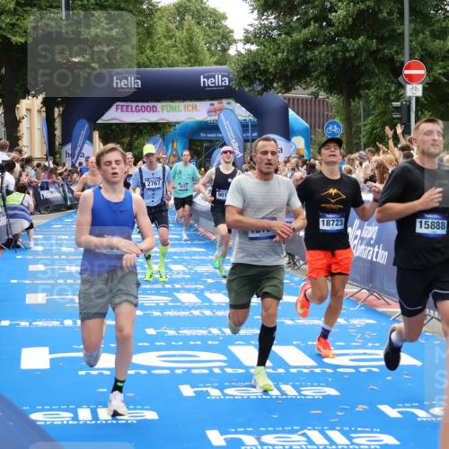 29.06.2025 - hella hamburg halbmarathon Zöllner http://msf.ph/oto/8175639 29.06.2025 10:37:31 Ziel 2767, 5042, 6047, 7831, 9017, 9914, 12739, 13372, 15888, 17306, 18159, 18723 meine-sportfotos.de